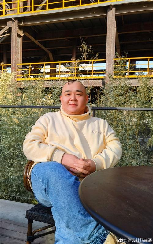 张九哥吃瓜视频,揭秘娱乐圈幕后故事