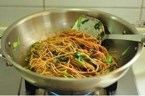 吃瓜搞笑炒面视频,带你领略美食与欢乐的完美融合